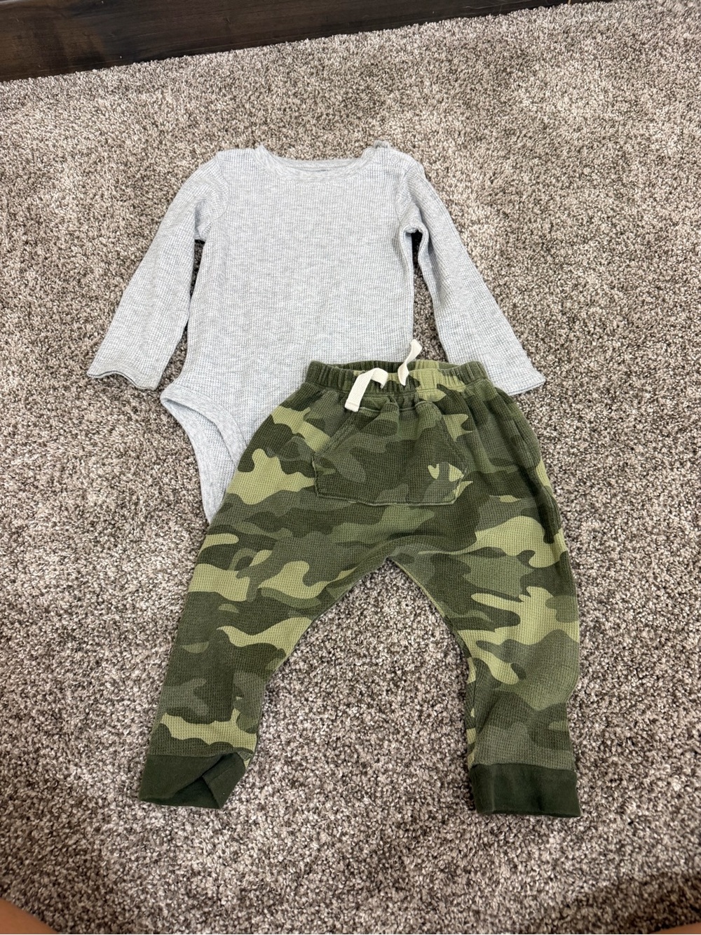 Gray Ribbed Long Sleeve Bodysuit with Green Camo Joggers